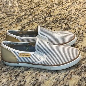Tommy Bahama canvas and leather slip ons Sz 9